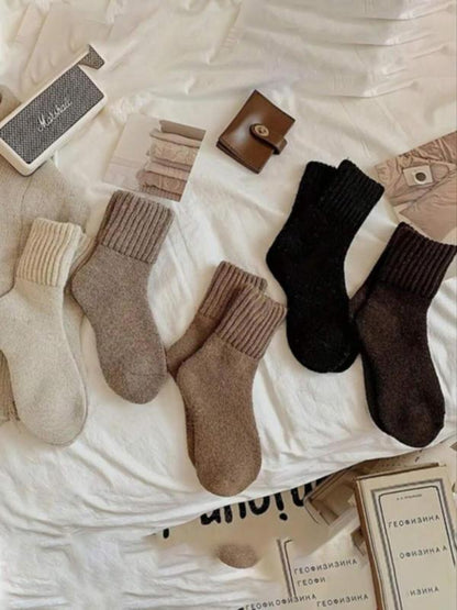 Vaultti Cozy Knit Socks